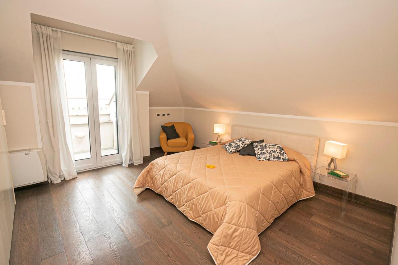 Real Italian Estate - Penthouse Daire Cenova Dış mekan fotoğraf